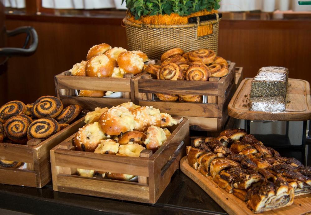 Dan Eilat Hotel Екстер'єр фото Swedish pastries